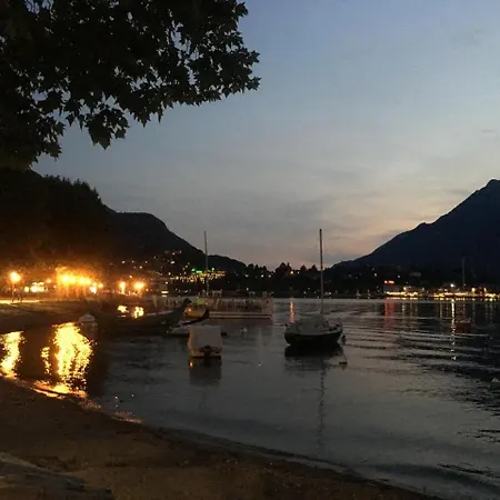 Jules Place Lecco
