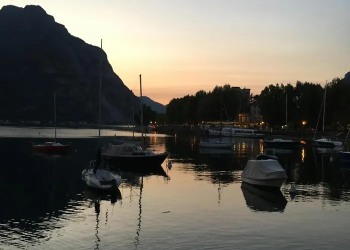 Jules Place * Lecco